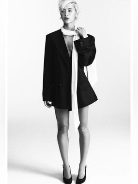 ZARA CONTRASTING SCARF BLAZER SIZE XS/S